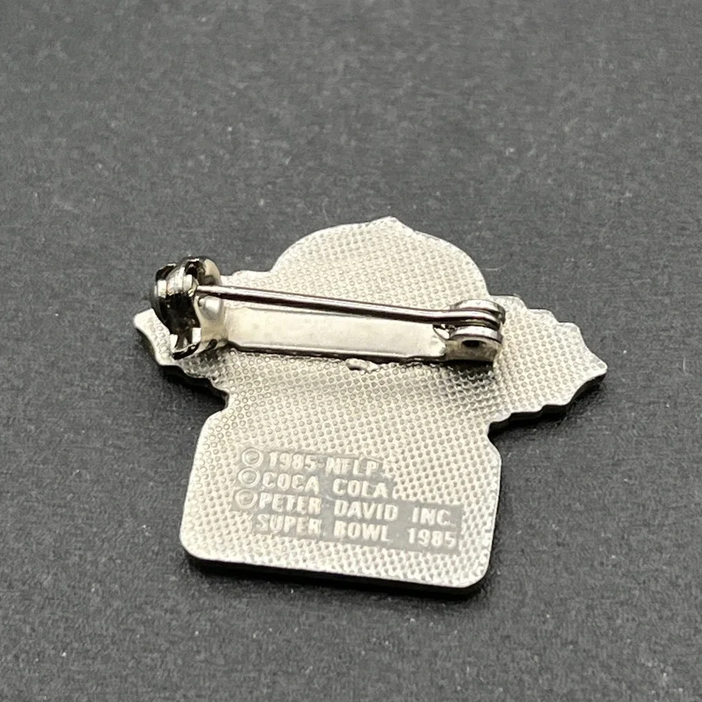 Coca-Cola Coke Super Bowl XIX NFL Football‎ Lapel Hat Pin